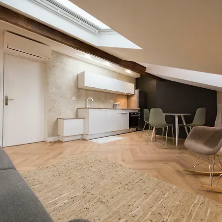 F2 Tres Cosy Saint-Raphaël